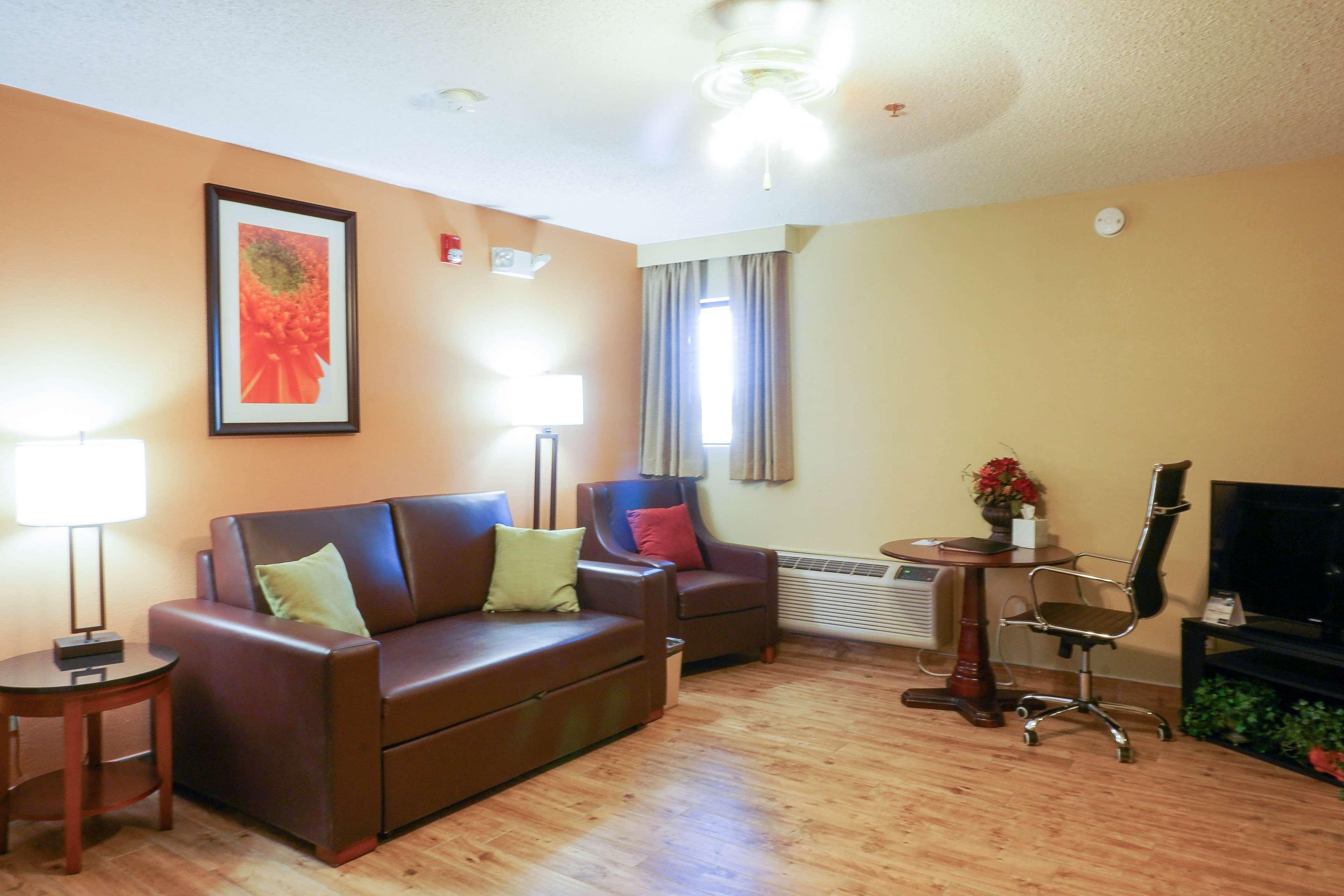 Best Western Plus Georgetown Corporate Center Hotel Buitenkant foto